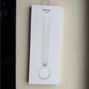 Apple AirTag loop- white